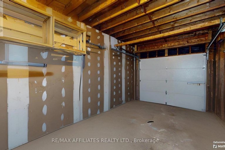 28601229/11-76-compata-way-s/blackburn-hamlet-south/ottawa/ontario/K1B4W9_15