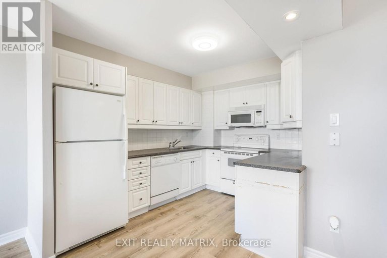 28617353/501-2759-carousel-crescent/emerald-woodssawmill-creek/ottawa/ontario/K1T2N5_6