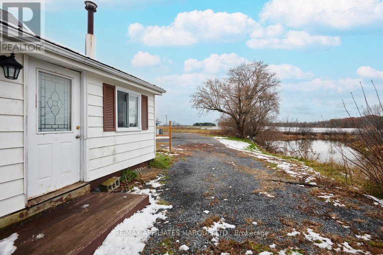 29112425/4872-nine-mile-road/south-glengarry-charlottenburgh-twp/south-glengarry/ontario/K0C1S0_3