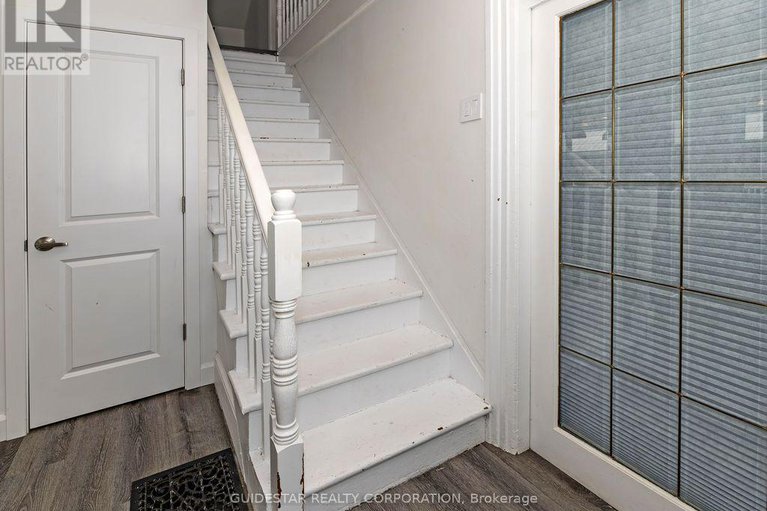 28536077/227-prescott-street/kemptville/north-grenville/ontario/K0G1J0_22