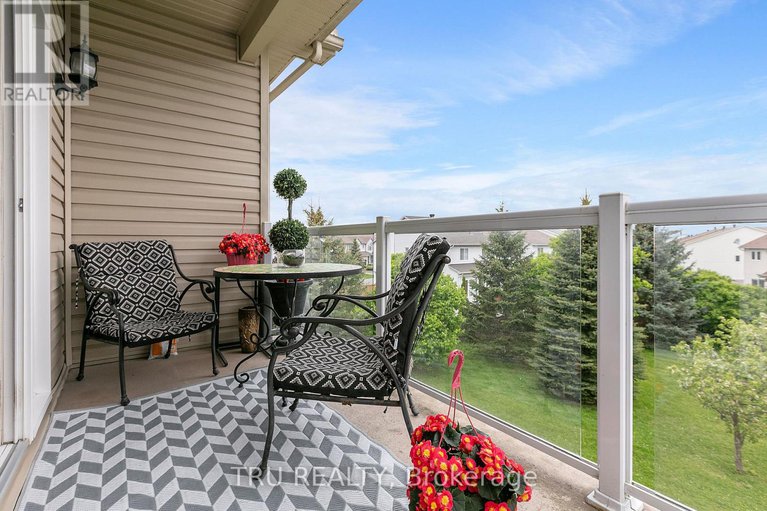 28382160/107l-artesa-private/emerald-meadowstrailwest/ottawa/ontario/K2S0J8_29
