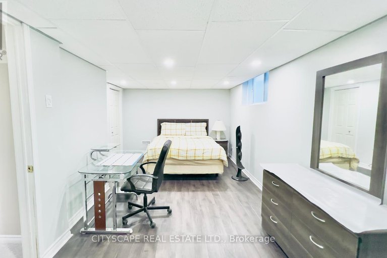 28078243/1165-klondike-road/morgans-grantsouth-march/ottawa/ontario/K2W1C8_32