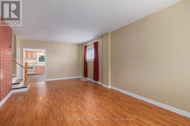 28297089/1341-raven-avenue/carlington/ottawa/ontario/K1Z7Y3_7