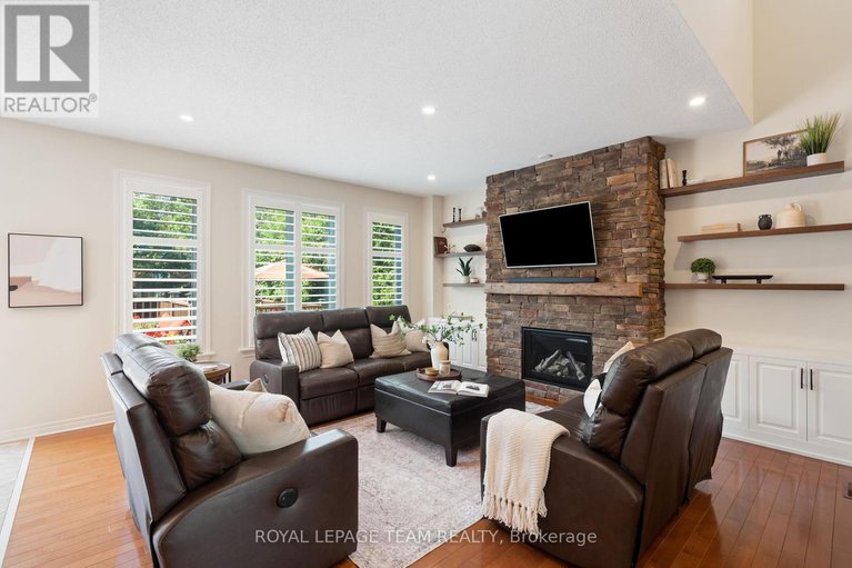 28577320/7-ash-valley-avenue/barrhaven-east/ottawa/ontario/K2G6V3_7