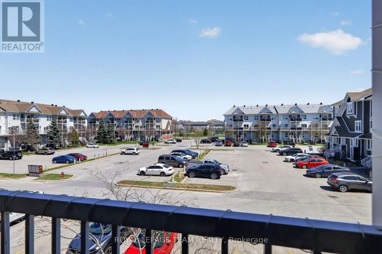 29668383/13-424-hillsboro-private/emerald-meadowstrailwest/ottawa/ontario/K2M3A8_37