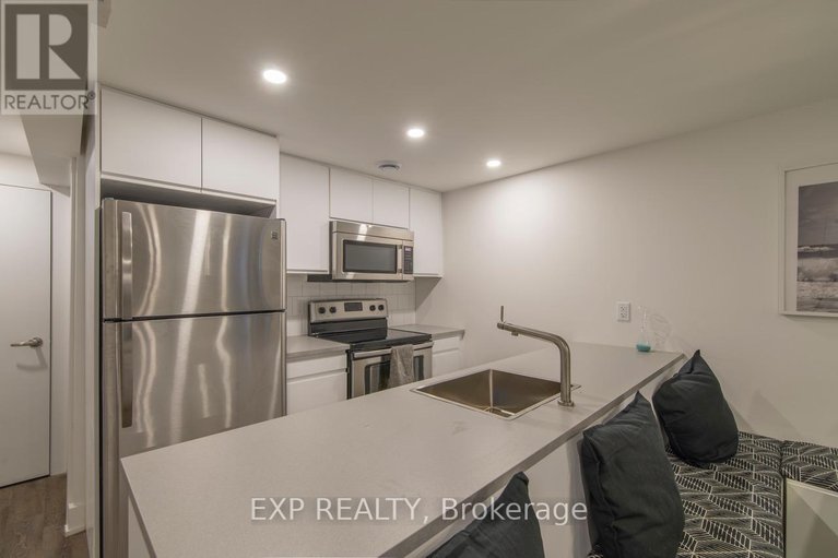 28873787/150-meadowlands-drive-w/meadowlandscrestview/ottawa/ontario/K2G2S5_20