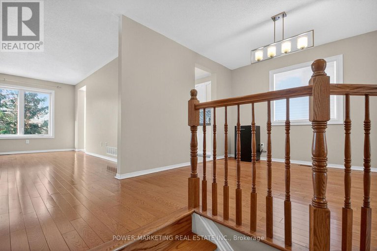 29154682/6410-sablewood-place/chapel-hill/ottawa/ontario/K1C7L7_27