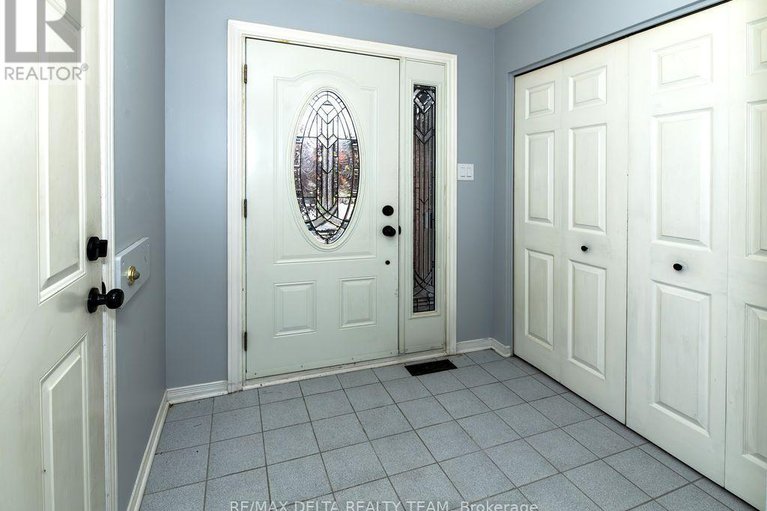 28899711/297-stoneway-drive/barrhaven-east/ottawa/ontario/K2G6E5_4