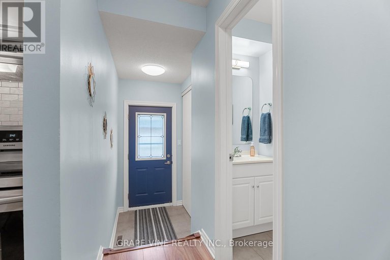 28499106/43-bentbrook-crescent/heritage-park/ottawa/ontario/K2J3Y1_8