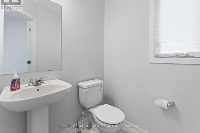 29190311/1017-curraglass-walk/stittsville-north/ottawa/ontario/K2S3A6_13