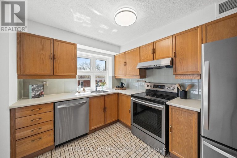 29675645/301-320-crichton-street-n/lindenlea/ottawa/ontario/K1M1W5_16