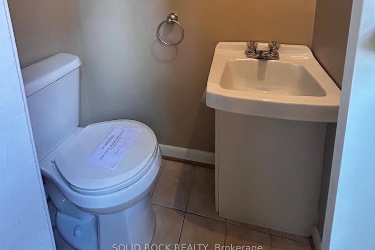 29120640/11-melrose-avenue/hintonburg/ottawa/ontario/K1Y1T8_9