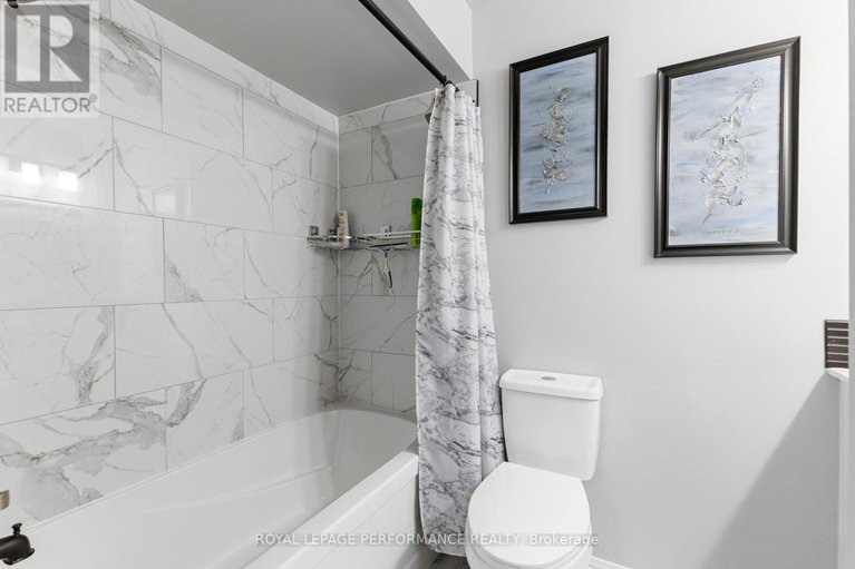 28918371/1936-longman-crescent/chateauneuf/ottawa/ontario/K1C5G6_24