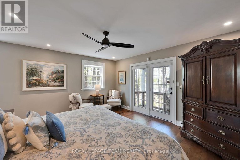 28320993/270-morris-island-drive/fitzroy/ottawa/ontario/K7S3G7_26