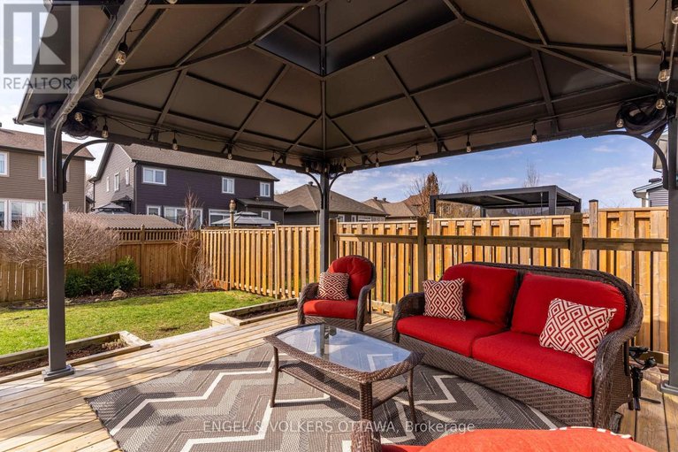 29651114/56-settlement-lane/village-of-russell/russell/ontario/K4R0A4_45