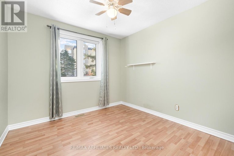 29159619/2-shadow-court/leslie-park/ottawa/ontario/K2H9E4_26