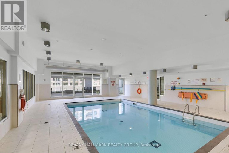 29564234/803-242-rideau-street/sandy-hill/ottawa/ontario/K1N0B7_31