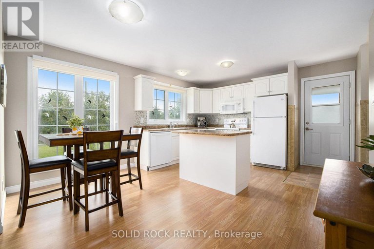 28738548/307-kippen-road/mcnabbraeside-twps/mcnabbraeside/ontario/K0A3L0_11