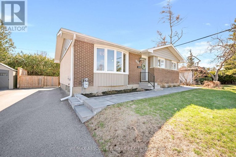 29640984/2052-valley-drive/elmvale-acresurbandale/ottawa/ontario/K1G2P4_2