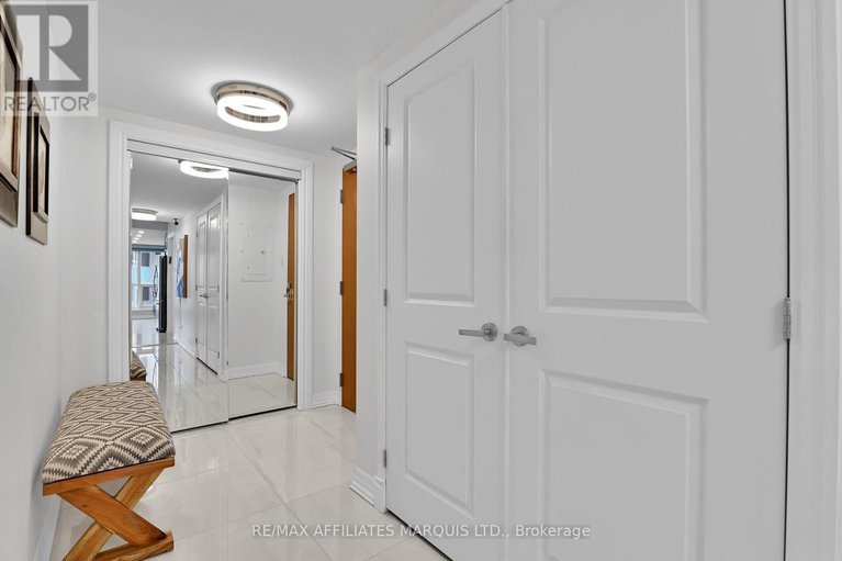 28303056/301-242-rideau-street/sandy-hill/ottawa/ontario/K1N0B7_5