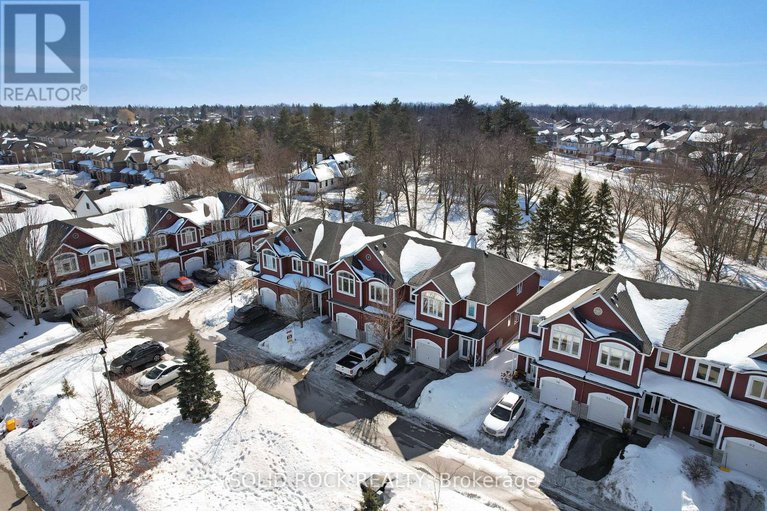 29434004/62-evelyn-powers-private-n/stittsville-south/ottawa/ontario/K2S0E1_32