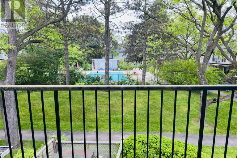 28498243/64-68-ramsgate-private/mooneys-bayriverside-park/ottawa/ontario/K1V8M4_33