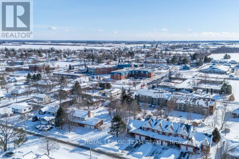 29275894/537-victoria-street/winchester/north-dundas/ontario/K0C2K0_39