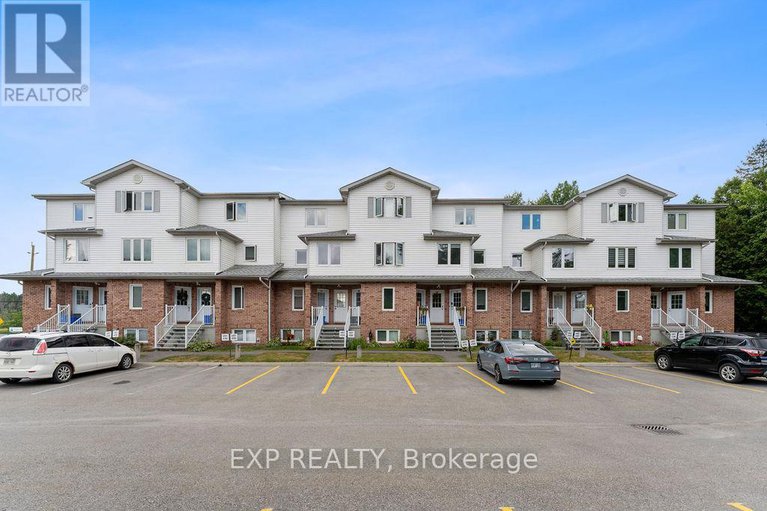 28765564/202-299-castor-street/village-of-russell/russell/ontario/K4R1E9_2
