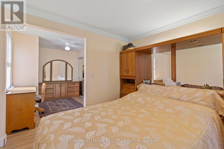 29421272/31-chaffey-street/brockville/brockville/ontario/K6V4L5_16