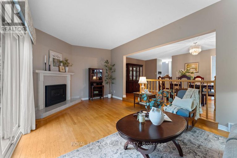 29015991/2684-violet-street/britannia/ottawa/ontario/K2B6X2_17