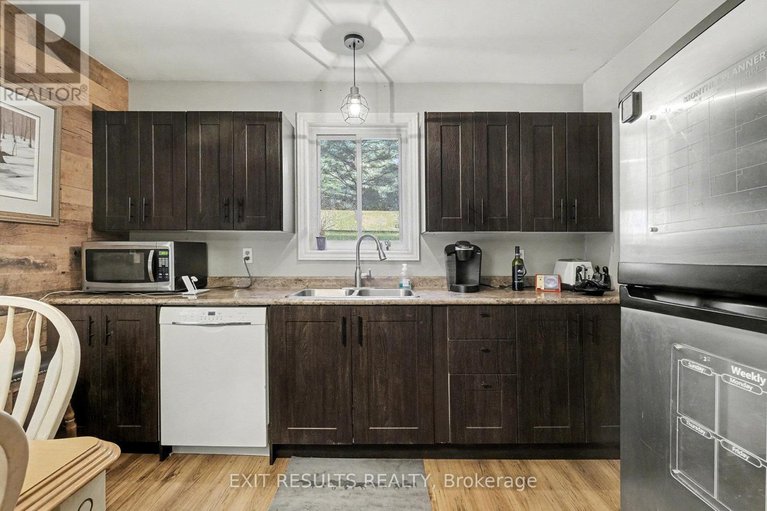 29208933/21111-concession-8-road/south-glengarry-lancaster-twp/south-glengarry/ontario/K0C1L0_12