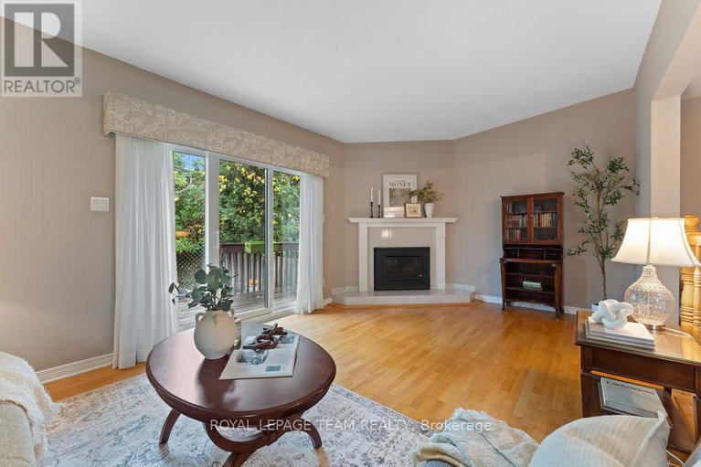29015991/2684-violet-street/britannia/ottawa/ontario/K2B6X2_21