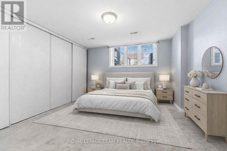 29566270/a-405-chapman-mills-drive/strandherd/ottawa/ontario/K2J0M7_21