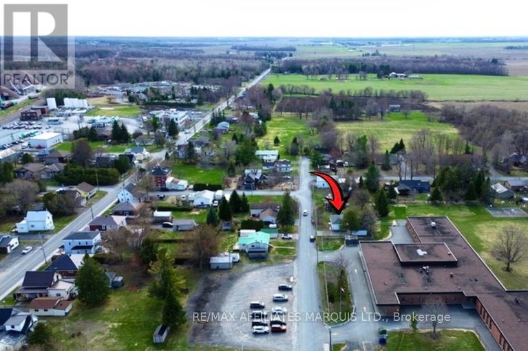 29639881/19-alexander-street-w/maxville/north-glengarry/ontario/K0C1T0_28