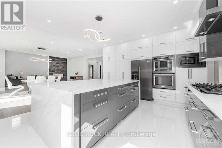 28596831/224-roger-road/alta-vistafaircrest-heights/ottawa/ontario/K1H5C6_7