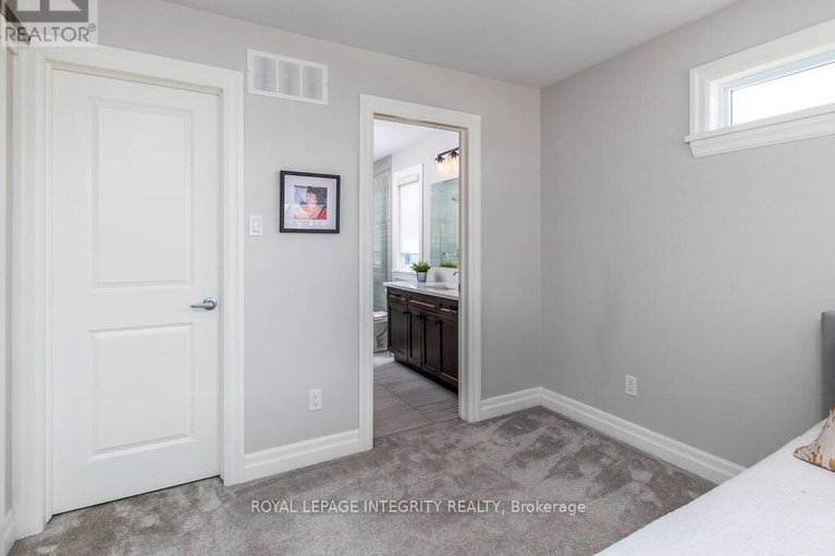 28652256/333-proud-walk-street/stittsville-south/ottawa/ontario/K2S2L8_20
