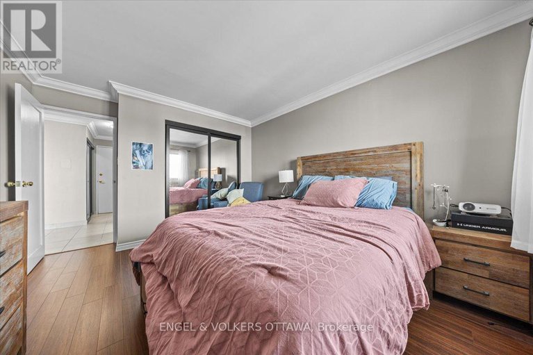 28444359/908-158a-mcarthur-avenue-e/vanier/ottawa/ontario/K1L7E7_15