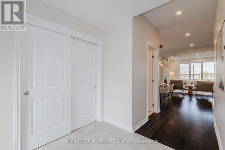 28631661/240-alex-polowin-avenue/half-moon-bay/ottawa/ontario/K2J6E6_4