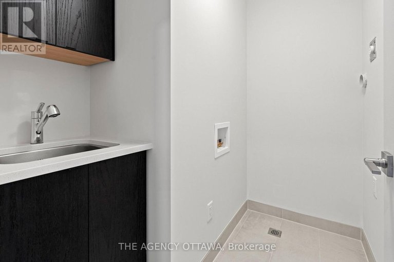 29454597/267-apricot-street/riverside-south/ottawa/ontario/K1X0K1_32