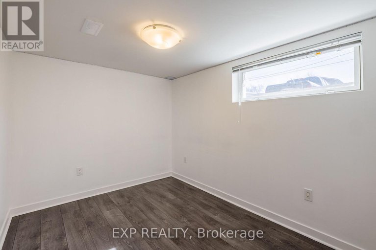 28561738/35-withrow-avenue/meadowlandsst-claire-gardens/ottawa/ontario/K2G2H7_23