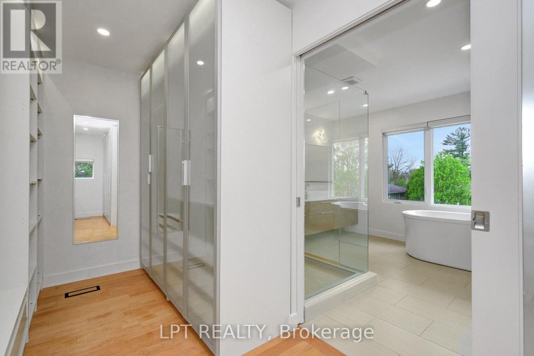 28676196/298-crestview-road/alta-vistafaircrest-heights/ottawa/ontario/K1H5G6_32