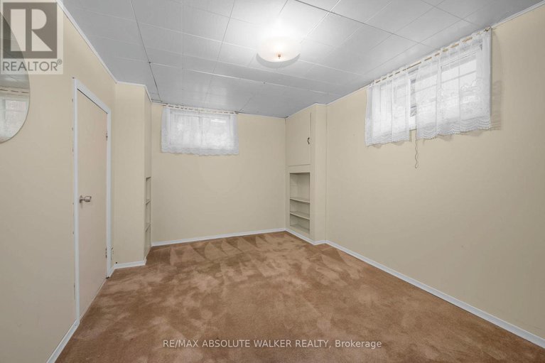 29110851/2243-hillary-avenue/alta-vista/ottawa/ontario/K1H7H7_21