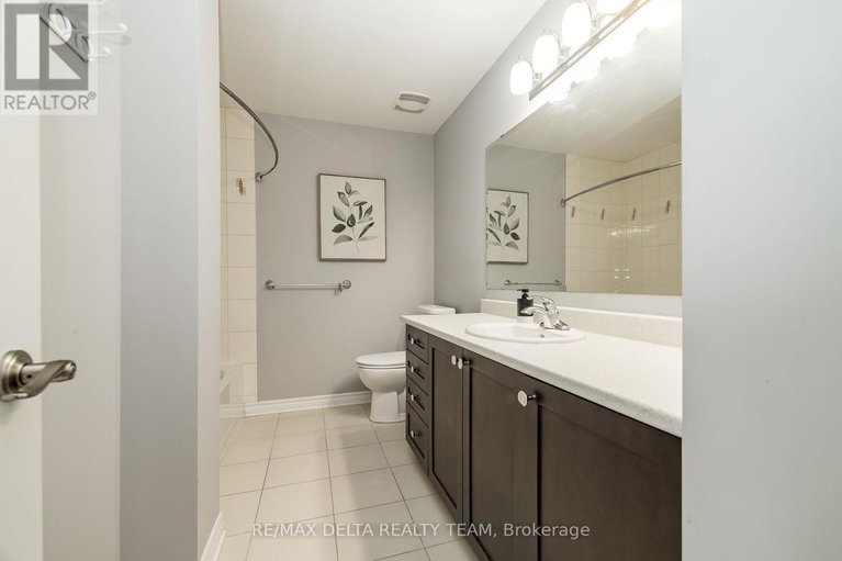 28750818/218-enclave-walk/mer-bleuebradley-estatesanderson-park/ottawa/ontario/K1W0J4_17