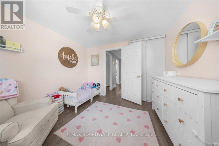 29403868/428-moodie-drive/westcliffe-estates/ottawa/ontario/K2H8A6_27