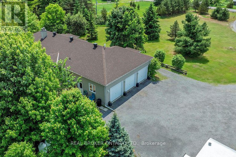 28777864/3374-greenland-road/dunrobin-shores/ottawa/ontario/K0A1T0_37