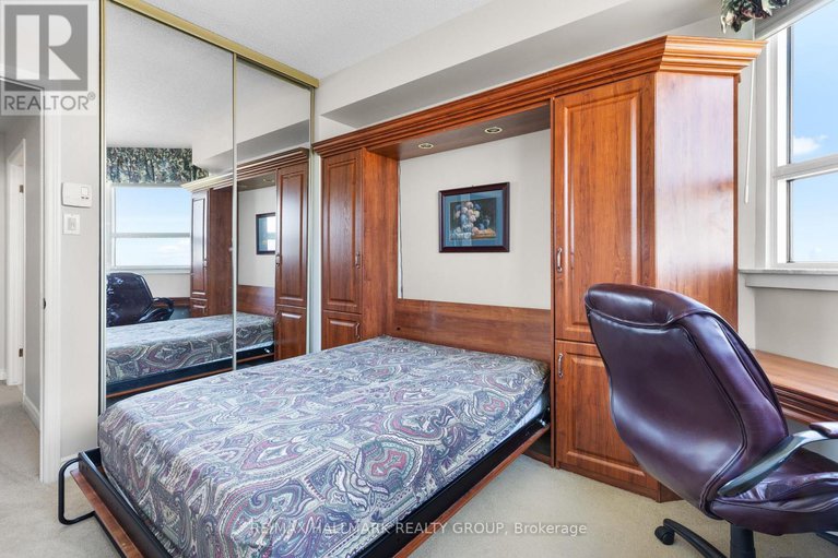 29018589/2403-1480-riverside-drive/riverview-park/ottawa/ontario/K1G5H2_15