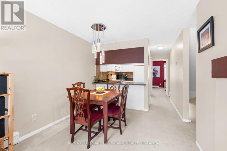 28881417/12-crispin-private/manor-park/ottawa/ontario/K1K2T8_8