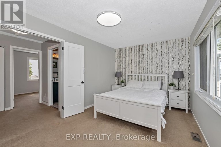 28837598/1943-longman-crescent/chateauneuf/ottawa/ontario/K1C5G8_22