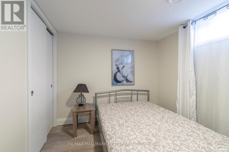 29441384/2160-lambeth-walk/parkway-park/ottawa/ontario/K2C1G1_43