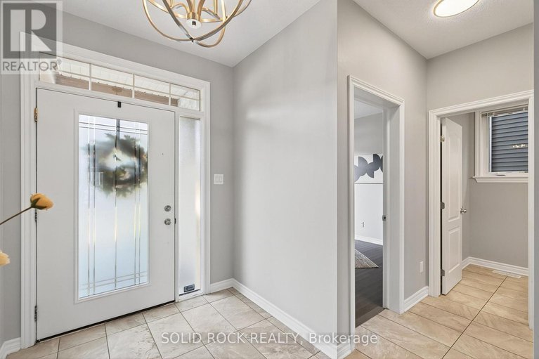 29040221/520-elm-park-avenue/longfields/ottawa/ontario/K2J5X9_6